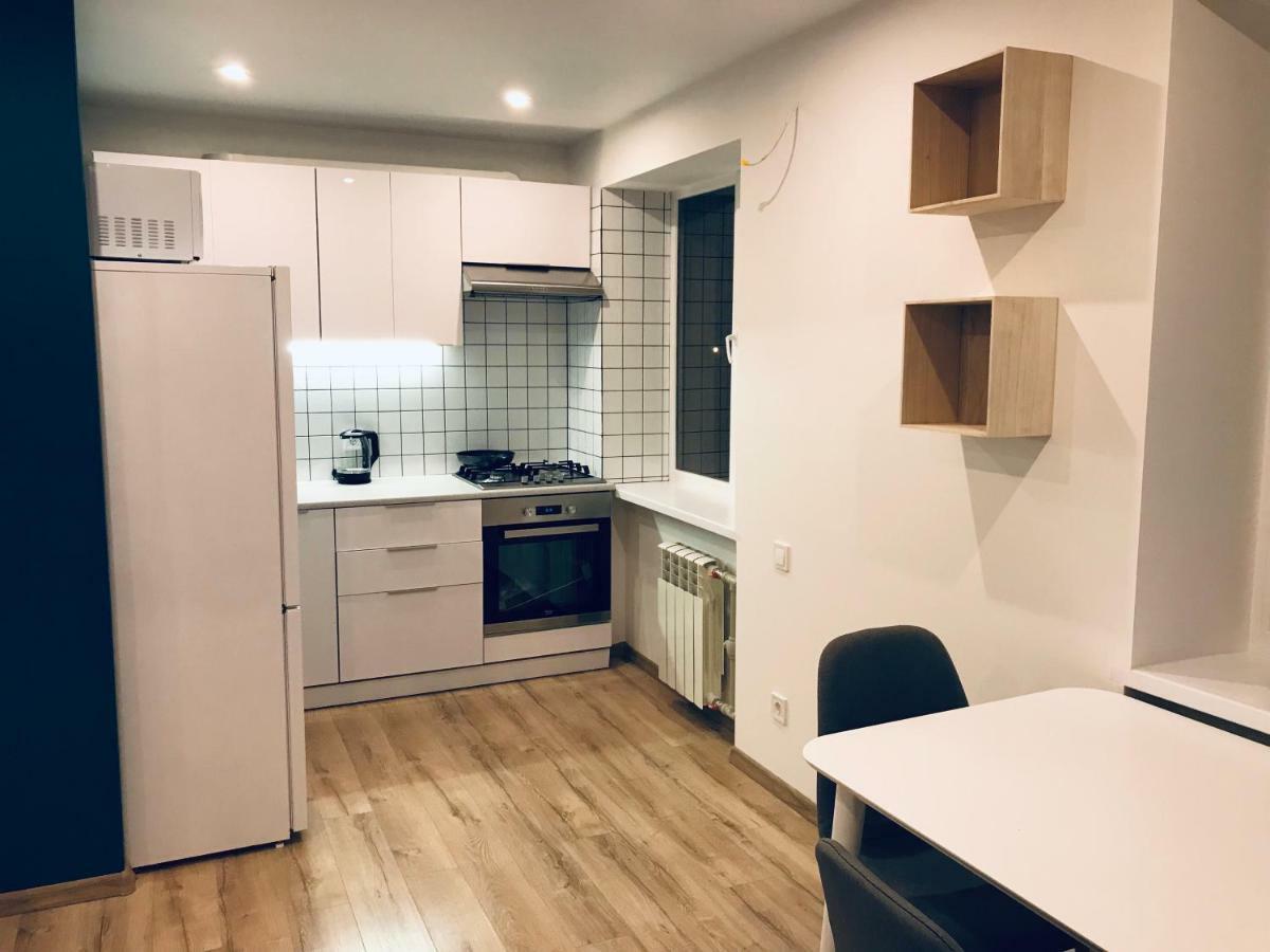 Tf Apartment Двокімнатні Апартаменти В Центрі Міста Poltava Exterior foto