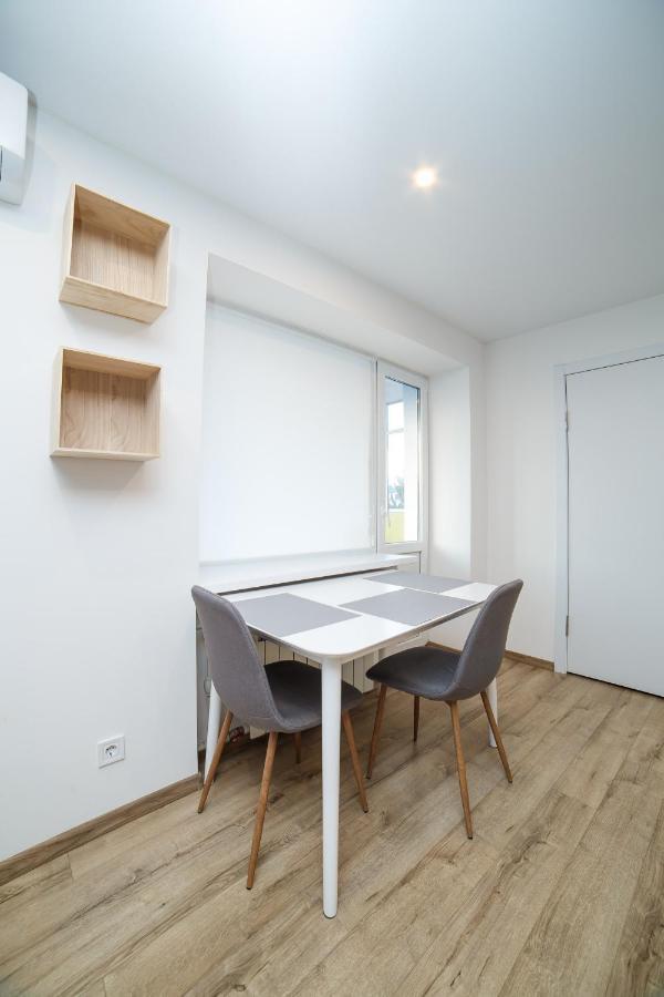 Tf Apartment Двокімнатні Апартаменти В Центрі Міста Poltava Exterior foto